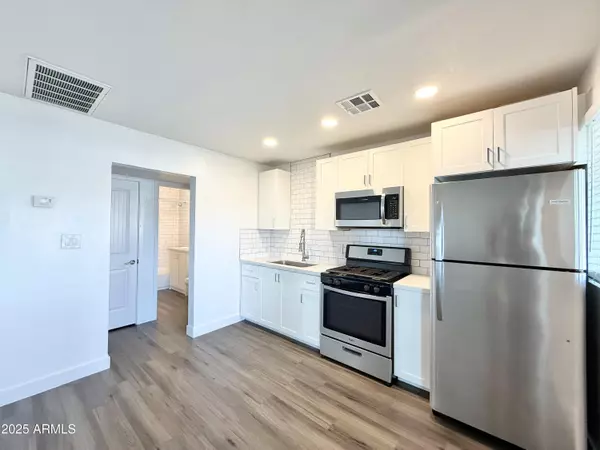 Phoenix, AZ 85020,1202 E Kaler Drive #2