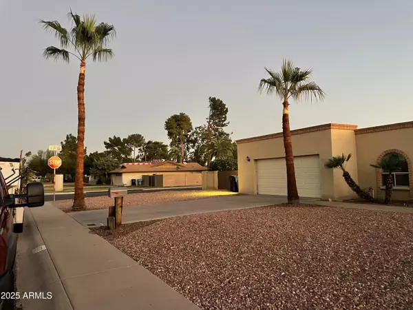 Scottsdale, AZ 85254,5121 E LARKSPUR Drive