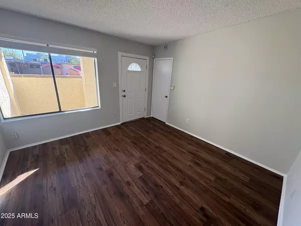 Tempe, AZ 85281,1301 W 3RD Street #4