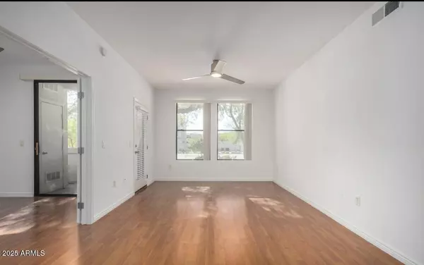 Phoenix, AZ 85054,6900 E PRINCESS Drive #1126