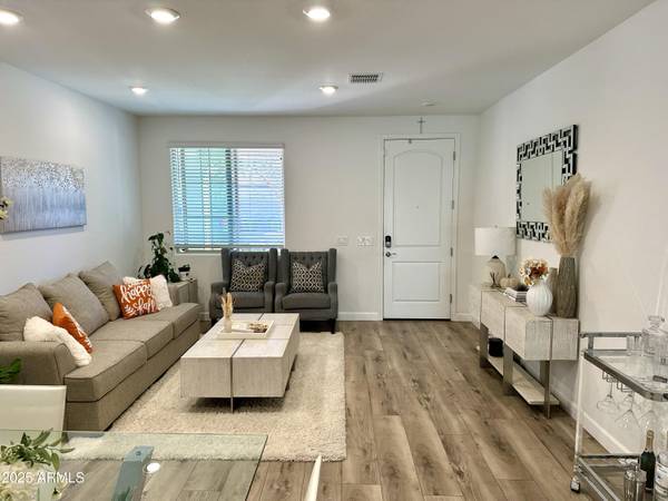 Mesa, AZ 85212,5604 S WARREN --