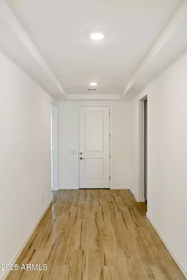 Litchfield Park, AZ 85340,19136 W MISSOURI Avenue