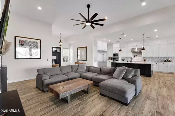 San Tan Valley, AZ 85140,4072 E WESTON Lane