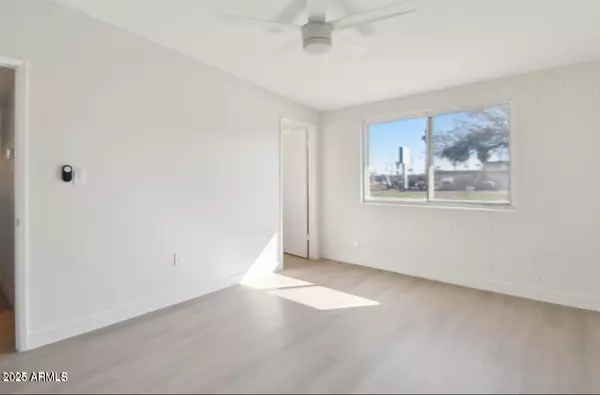 Sun City, AZ 85351,10732 W PEORIA Avenue