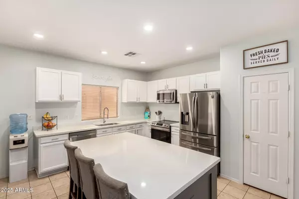 Phoenix, AZ 85043,1909 S 80TH Avenue