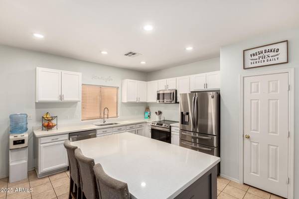 Phoenix, AZ 85043,1909 S 80TH Avenue