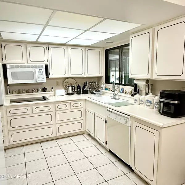 Sun City West, AZ 85375,20219 N 125TH Avenue