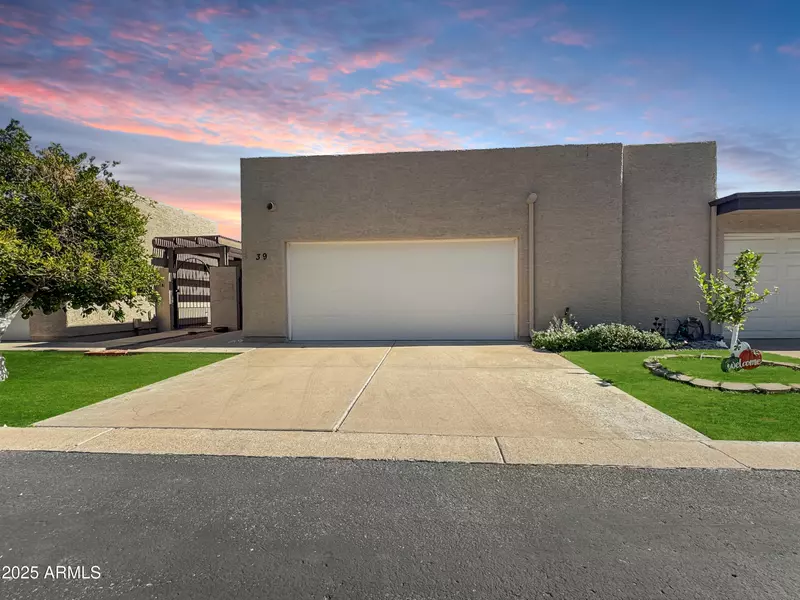 3345 E UNIVERSITY Drive #39, Mesa, AZ 85213