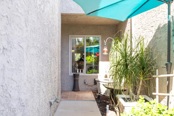 Tempe, AZ 85283,5442 S HURRICANE Court