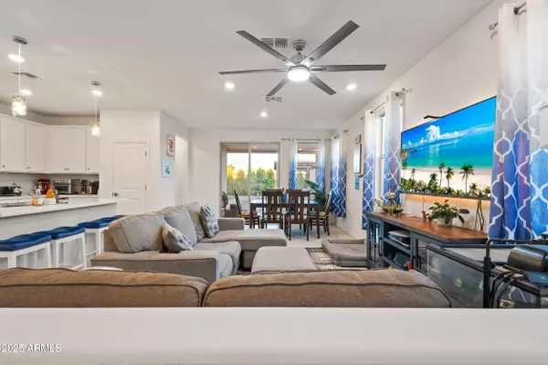 Phoenix, AZ 85041,5911 S 23 Drive