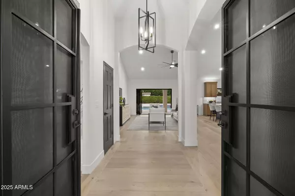 Tempe, AZ 85284,1739 E KNOX Road