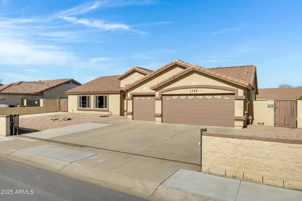 Phoenix, AZ 85042,1748 E PARK Street