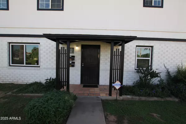 Phoenix, AZ 85014,1333 E FLOWER Street