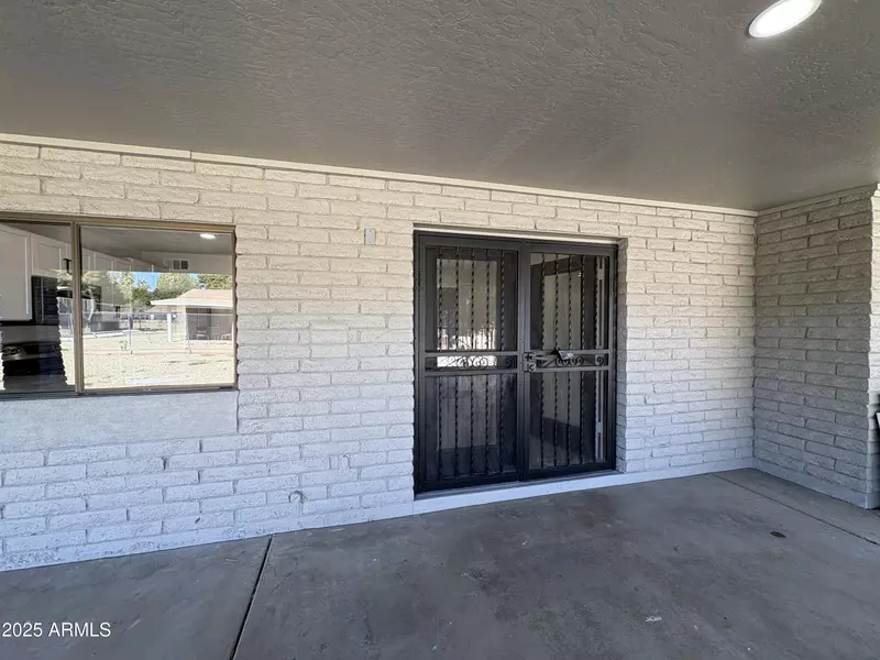 4004 W WESTCOTT Drive #B, Glendale, AZ 85308