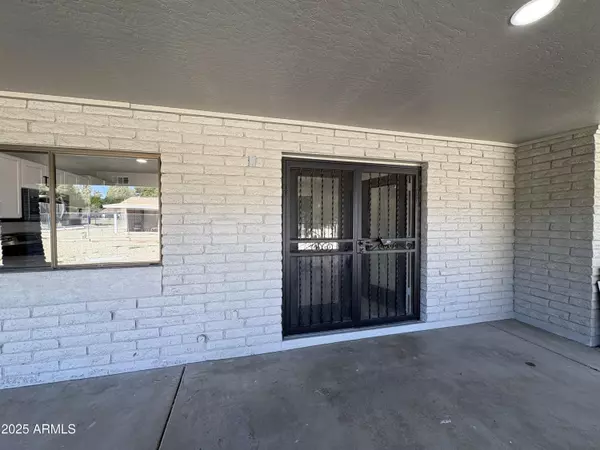 4004 W WESTCOTT Drive #B, Glendale, AZ 85308