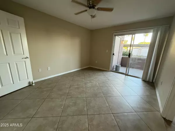 Phoenix, AZ 85022,17017 N 12TH Street #1035