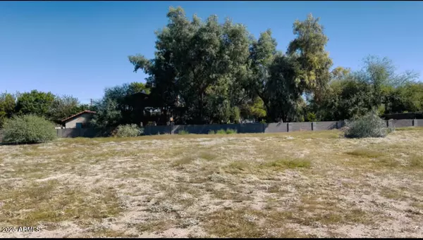 Phoenix, AZ 85041,736 W HARWELL Road #-