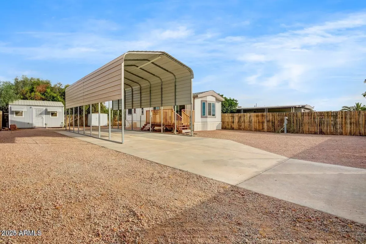 Mesa, AZ 85208,853 S EVANGELINE Avenue