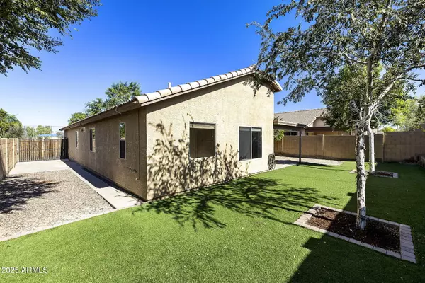 Phoenix, AZ 85041,2121 W SAINT CHARLES Avenue