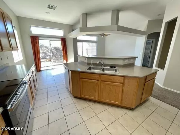 Phoenix, AZ 85042,6628 S 5TH Place