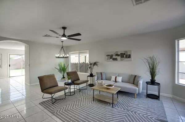 Phoenix, AZ 85043,6403 W WINSLOW Avenue