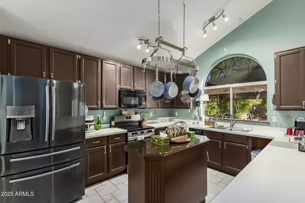 Phoenix, AZ 85023,15619 N 7TH Drive