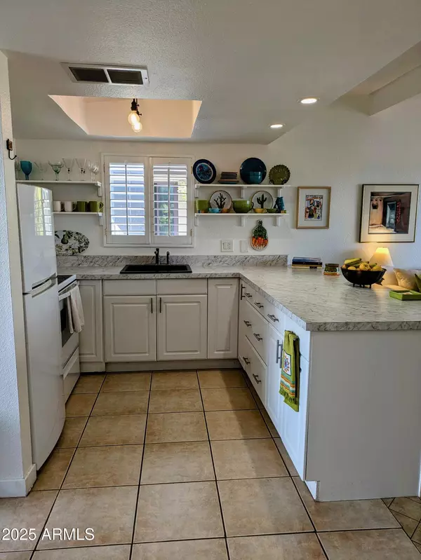 Fountain Hills, AZ 85268,16819 E GUNSIGHT Drive #A6