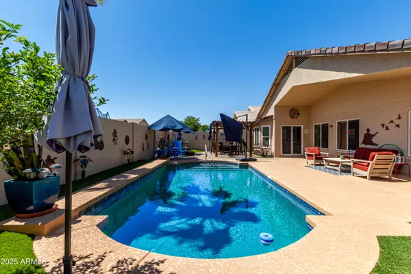 16325 W Paradise Lane, Surprise, AZ 85388