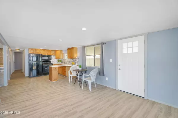 San Tan Valley, AZ 85140,747 E GERMANN Road #15