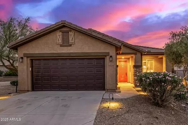 361 W TWIN PEAKS Parkway, San Tan Valley, AZ 85143