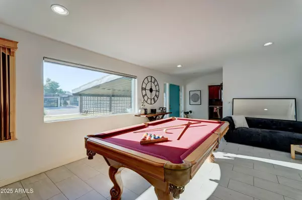 Phoenix, AZ 85028,3352 E MESCAL Street