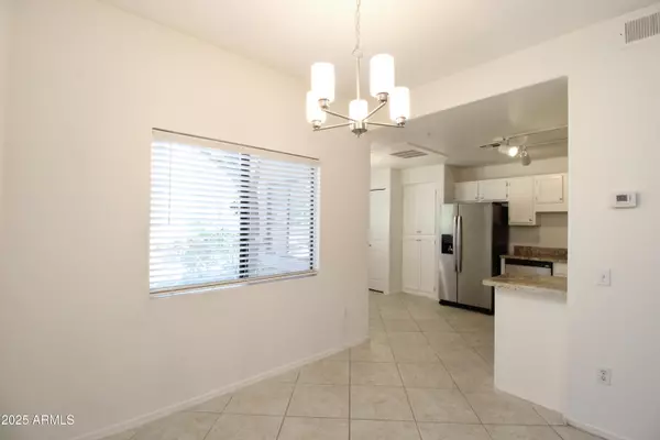 Scottsdale, AZ 85260,15050 N THOMPSON PEAK Parkway #1012