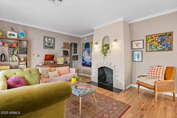 Phoenix, AZ 85009,1910 W Holly Street