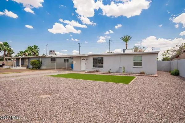 Phoenix, AZ 85009,2205 W CAMBRIDGE Avenue