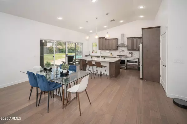 Phoenix, AZ 85016,4738 N 24TH Place