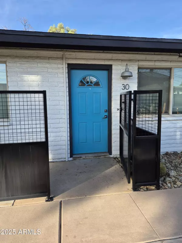 Phoenix, AZ 85018,3445 N 36TH Street #30