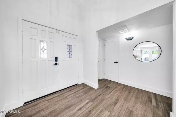 Scottsdale, AZ 85258,7750 E PLEASANT Run