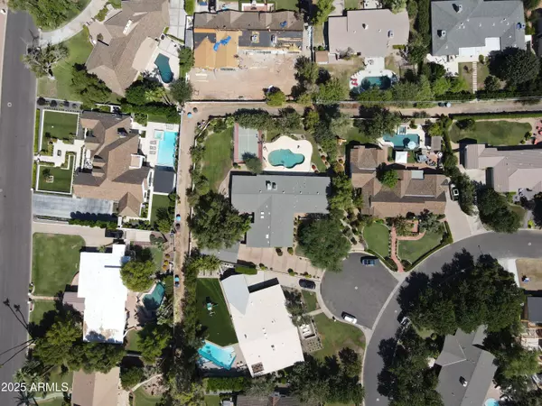 Scottsdale, AZ 85251,6002 E CALLE ROSA -- #77