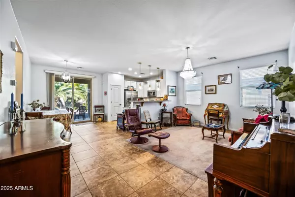 San Tan Valley, AZ 85144,1896 W HALF MOON Circle