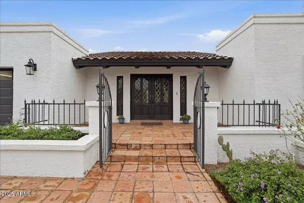 Scottsdale, AZ 85255,9437 E CALLE DE VALLE Drive