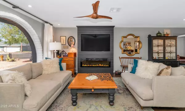 Glendale, AZ 85302,9441 N 49TH Drive