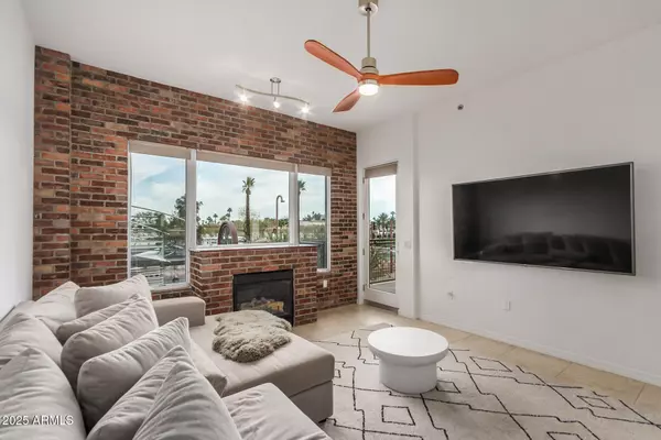 Phoenix, AZ 85004,2302 N CENTRAL Avenue #206