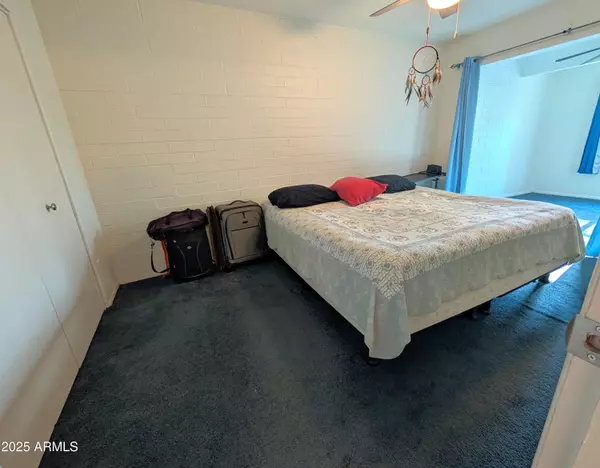 Phoenix, AZ 85017,2610 W BERRIDGE Lane #121