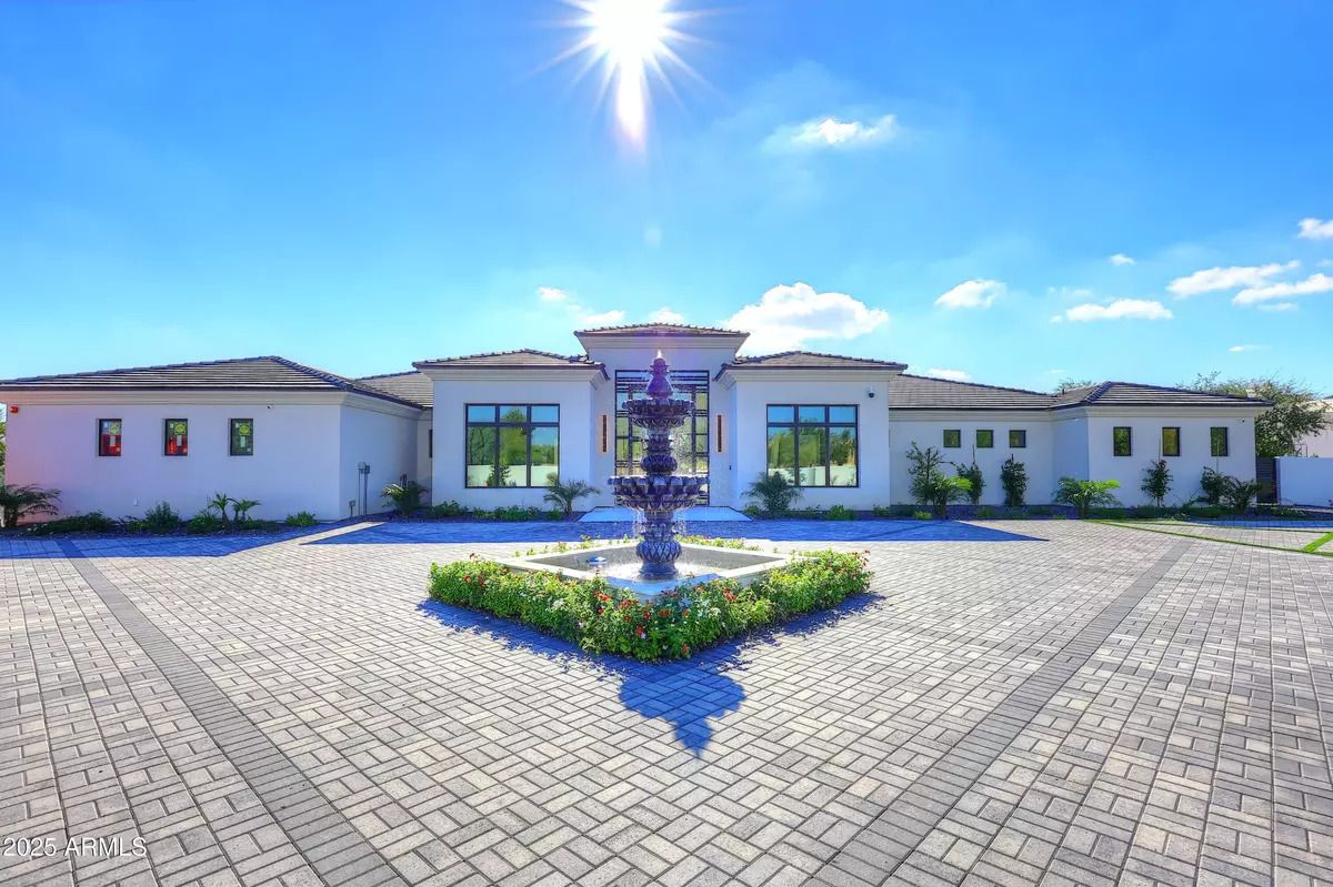 Paradise Valley, AZ 85253,6927 E DOUBLETREE RANCH Road