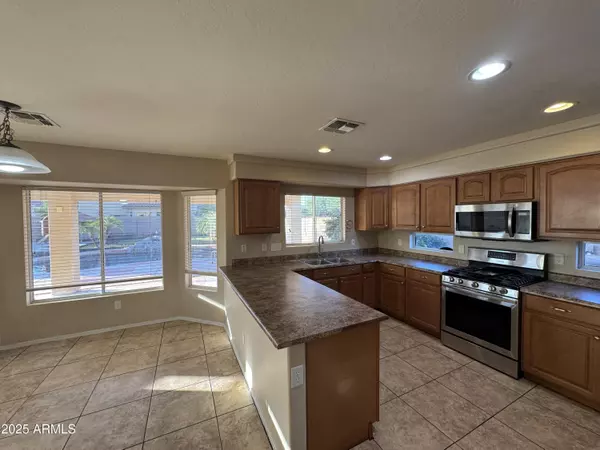 San Tan Valley, AZ 85143,835 E STIRRUP Lane