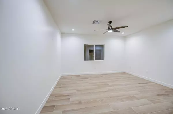 Tonopah, AZ 85354,71 S 352ND Drive