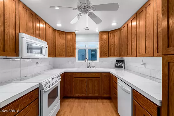 Surprise, AZ 85374,17200 W BELL Road #1008