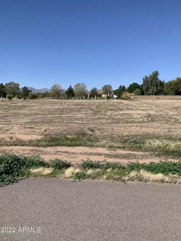 Surprise, AZ 85374,152 W Paradise Lane #3