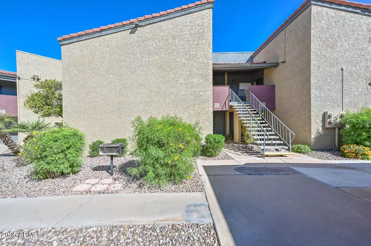 Mesa, AZ 85202,1730 W EMELITA Avenue #1020