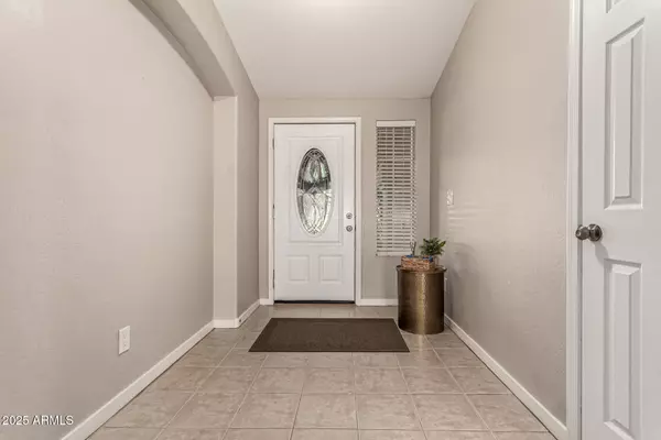 Phoenix, AZ 85044,11802 S 46TH Street